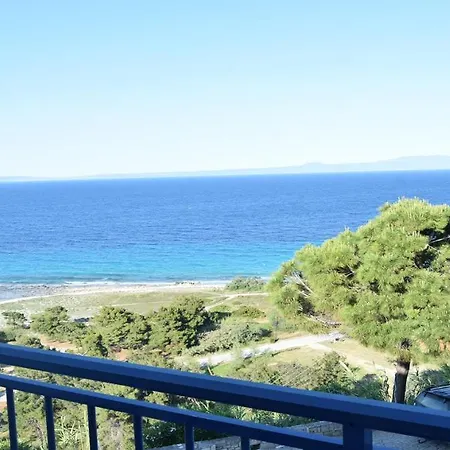 Vrachos Lofts 公寓式酒店