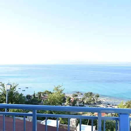 Aparthotel Vrachos Lofts