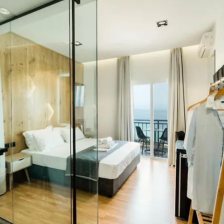 Vrachos Lofts 아파트호텔 아피토스