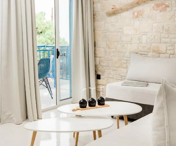 Vrachos Lofts 4* Afytos