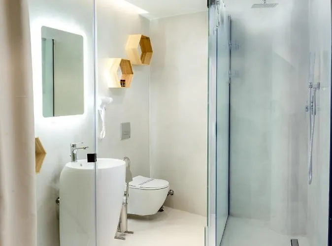 Vrachos Lofts Apartahotel 4*