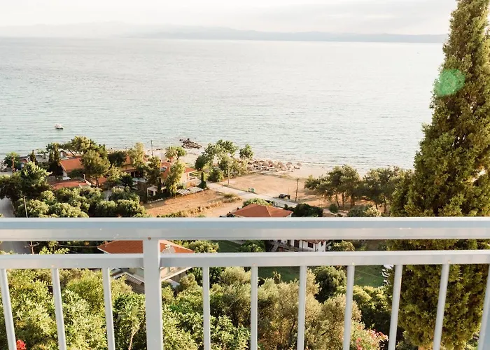 Vrachos Lofts Apartahotel 4*