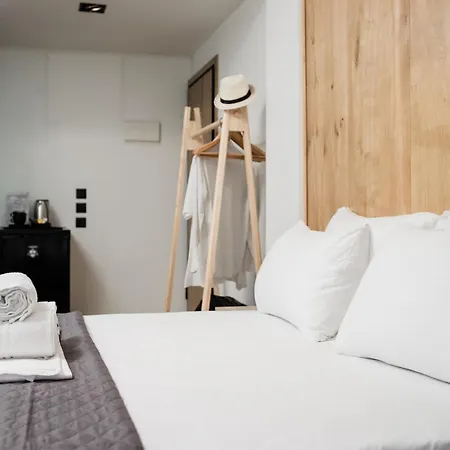 Vrachos Lofts Aparthotel Afytos